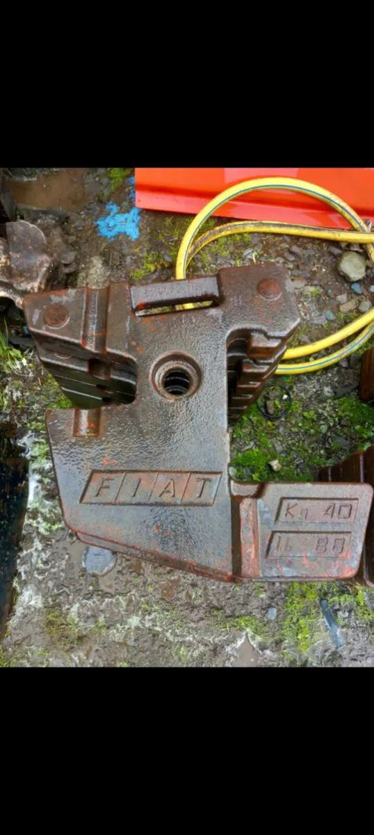 Fiat & New Holland Tractor Weights - Image 1