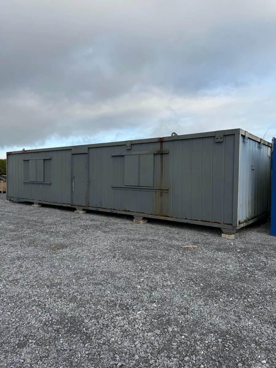 Large office / canteen / toilet - Image 3