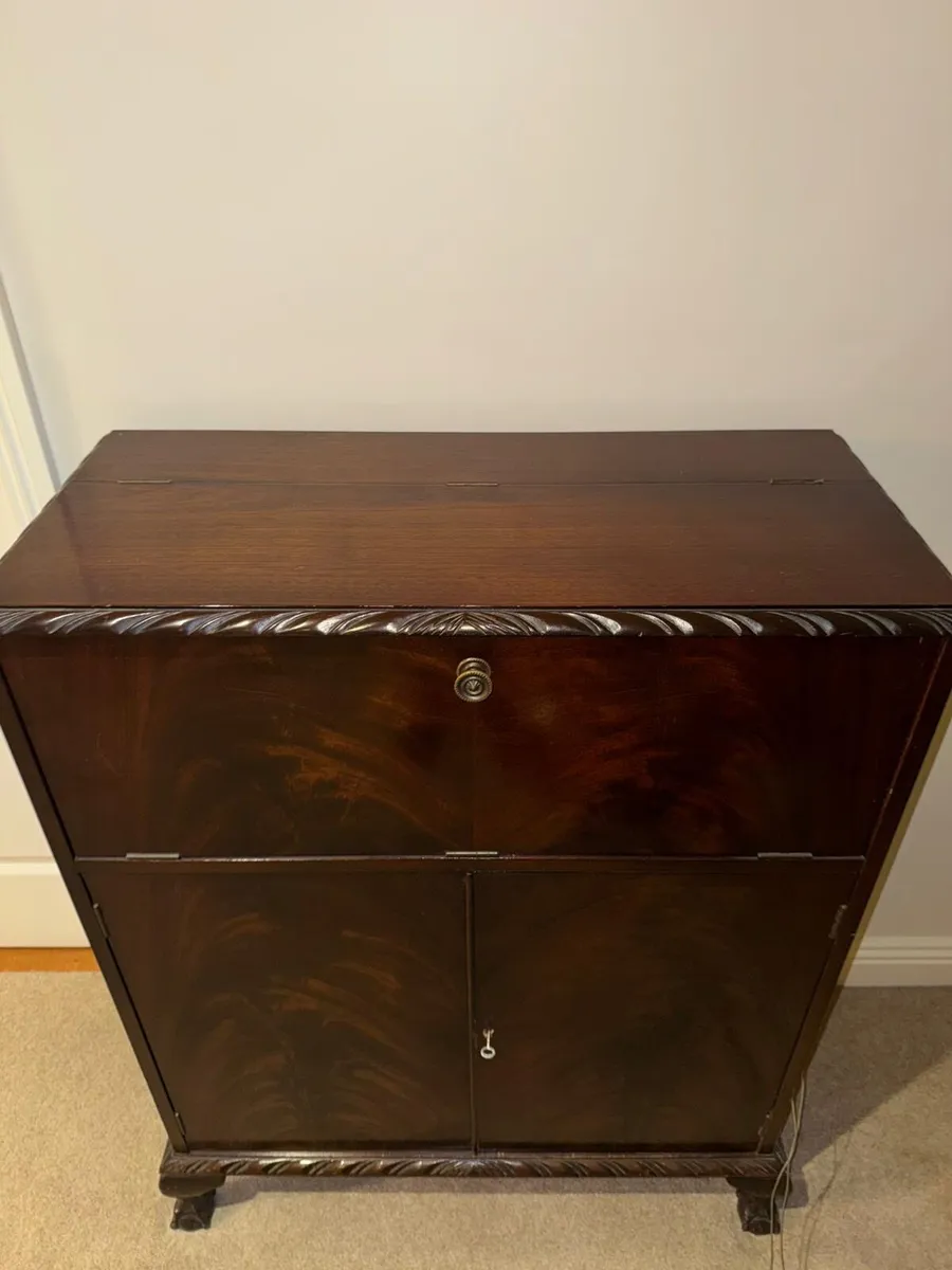 Vintage Cocktail/Drinks Cabinet - Image 4