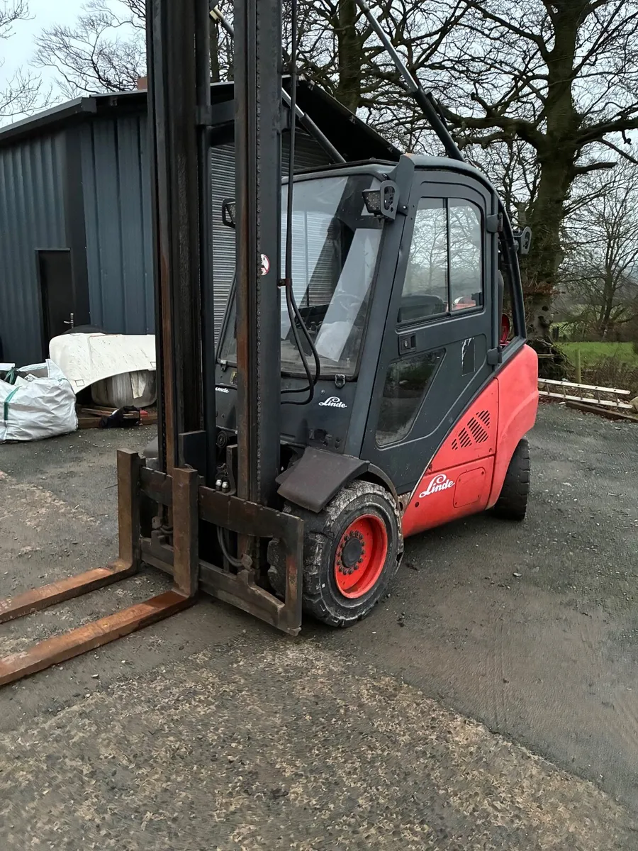 Forklift - Image 1
