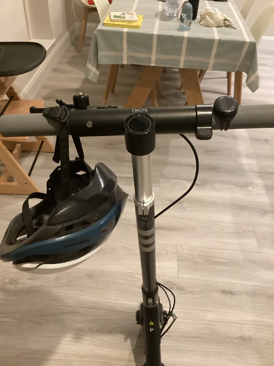 As-new Okai electric scooter - Image 4