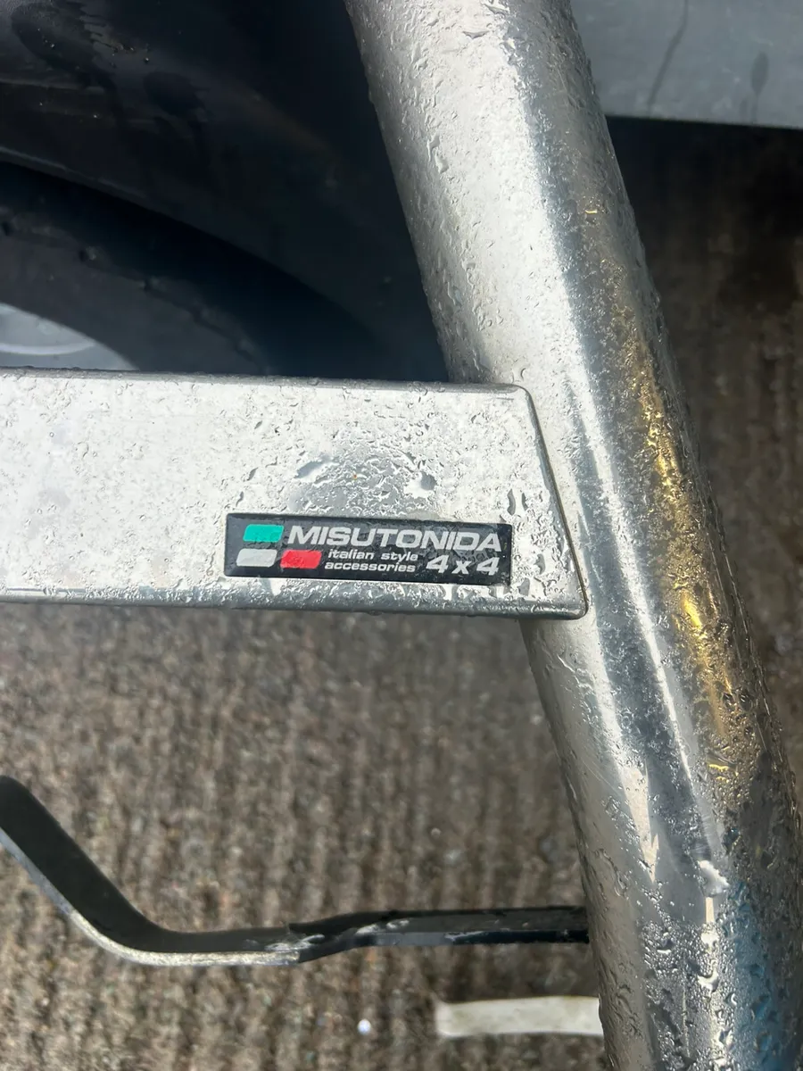 Toyota Landcruiser "A" bars and hilux roll bar - Image 4