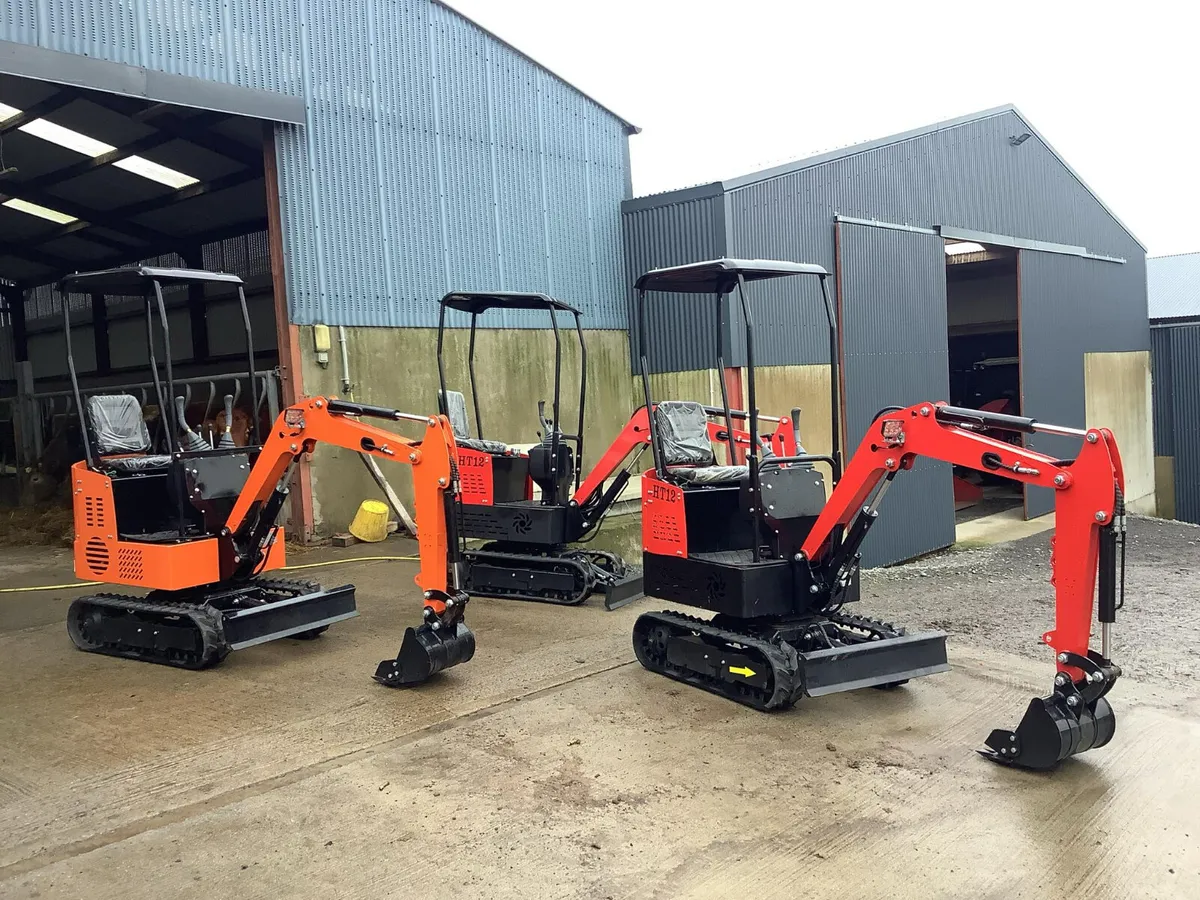 New 1 ton Mini Diggers - Image 1