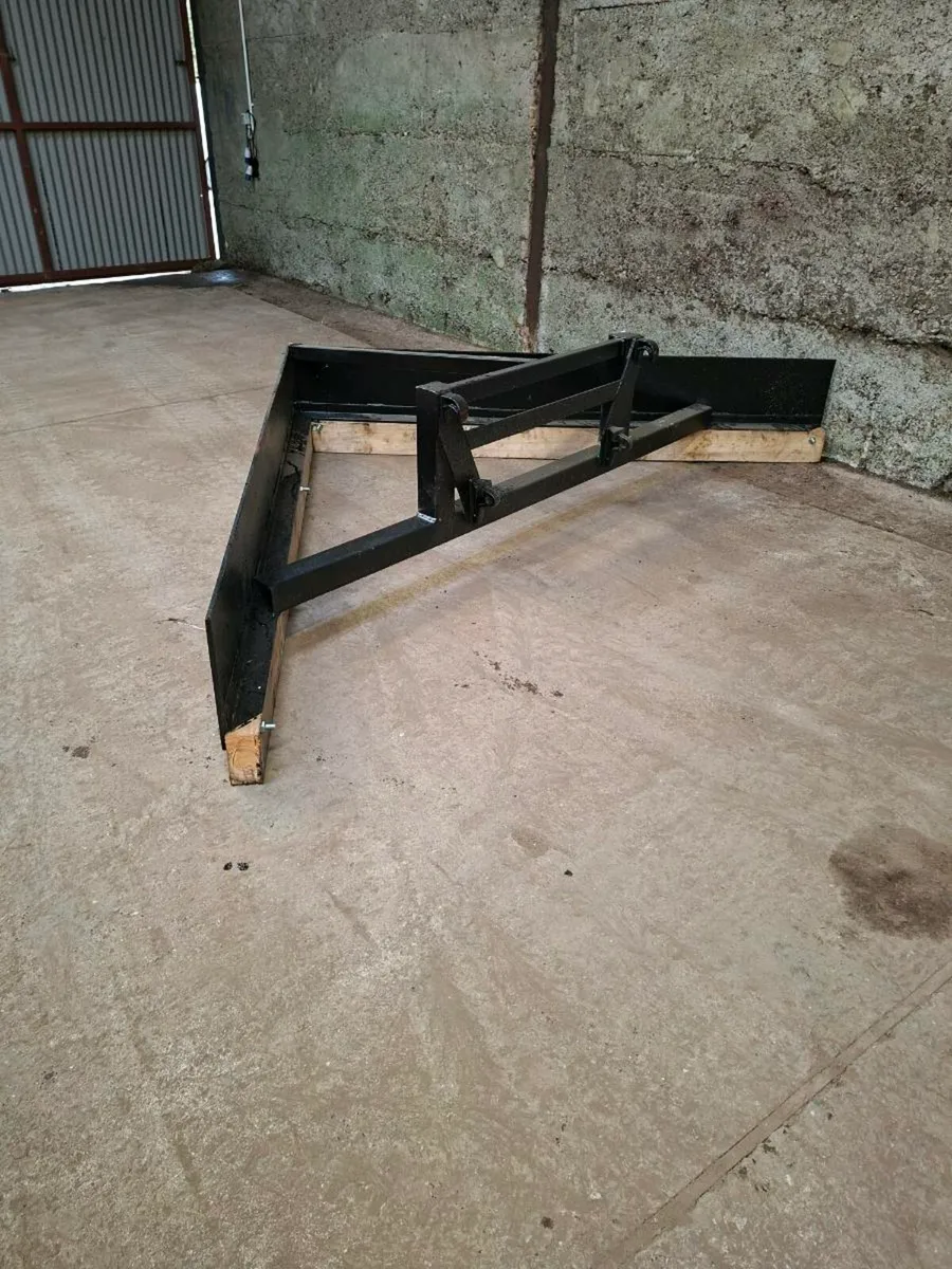 Pinnacle Fabrication Silage Plough - Image 3