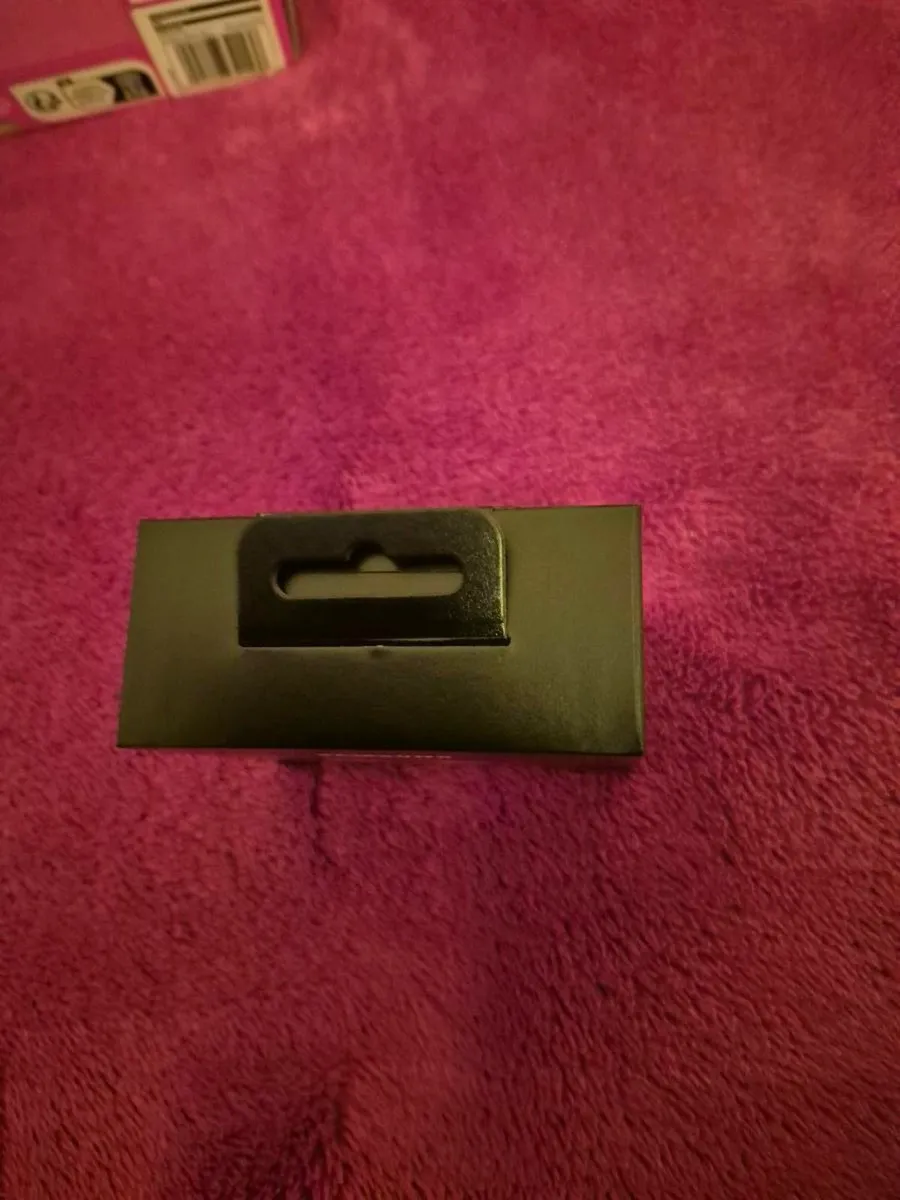 NEW SAMSUNG GALAXY BUDS 3 PRO - Image 4