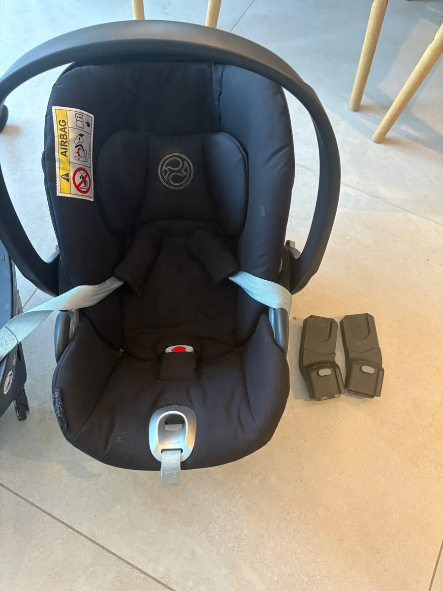 Uppababy/Cybex Complete Travel System - Image 4