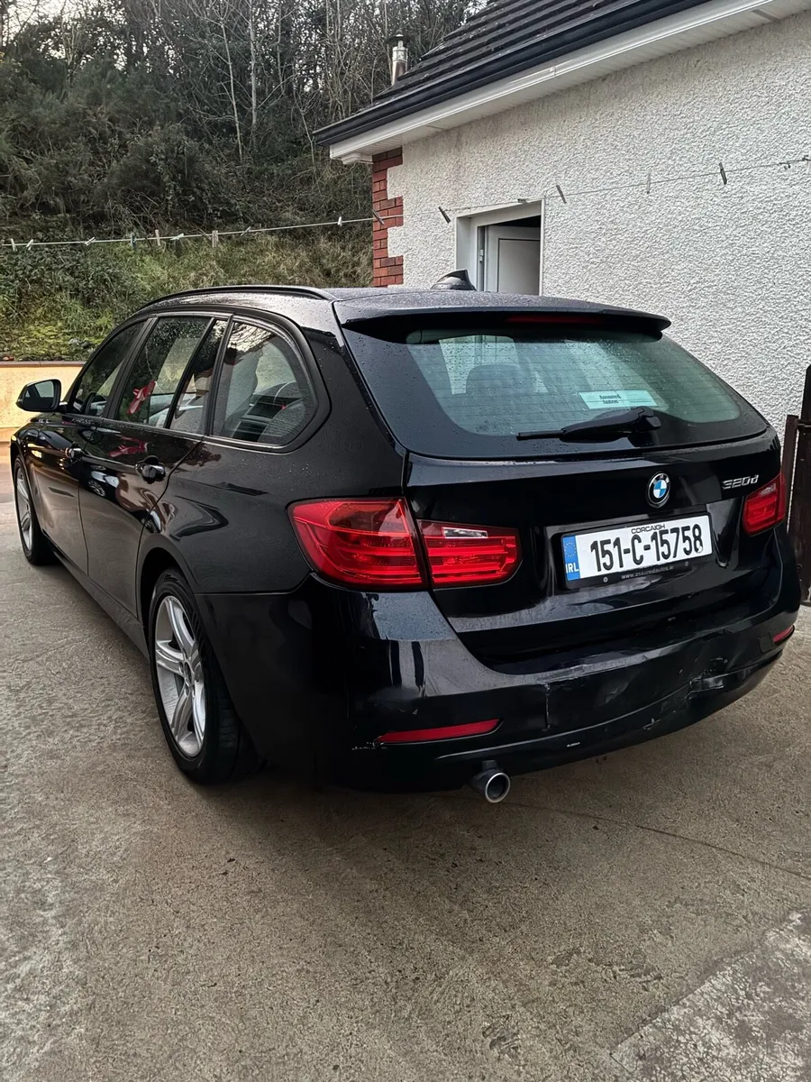 151 BMW 320D F31 SE Touring - Image 1