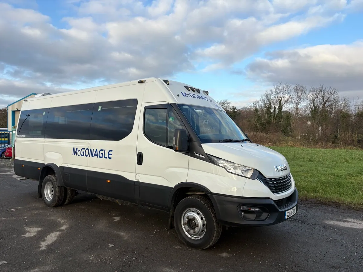 Iveco 22 Seater Wheelchair Accessible - Image 1