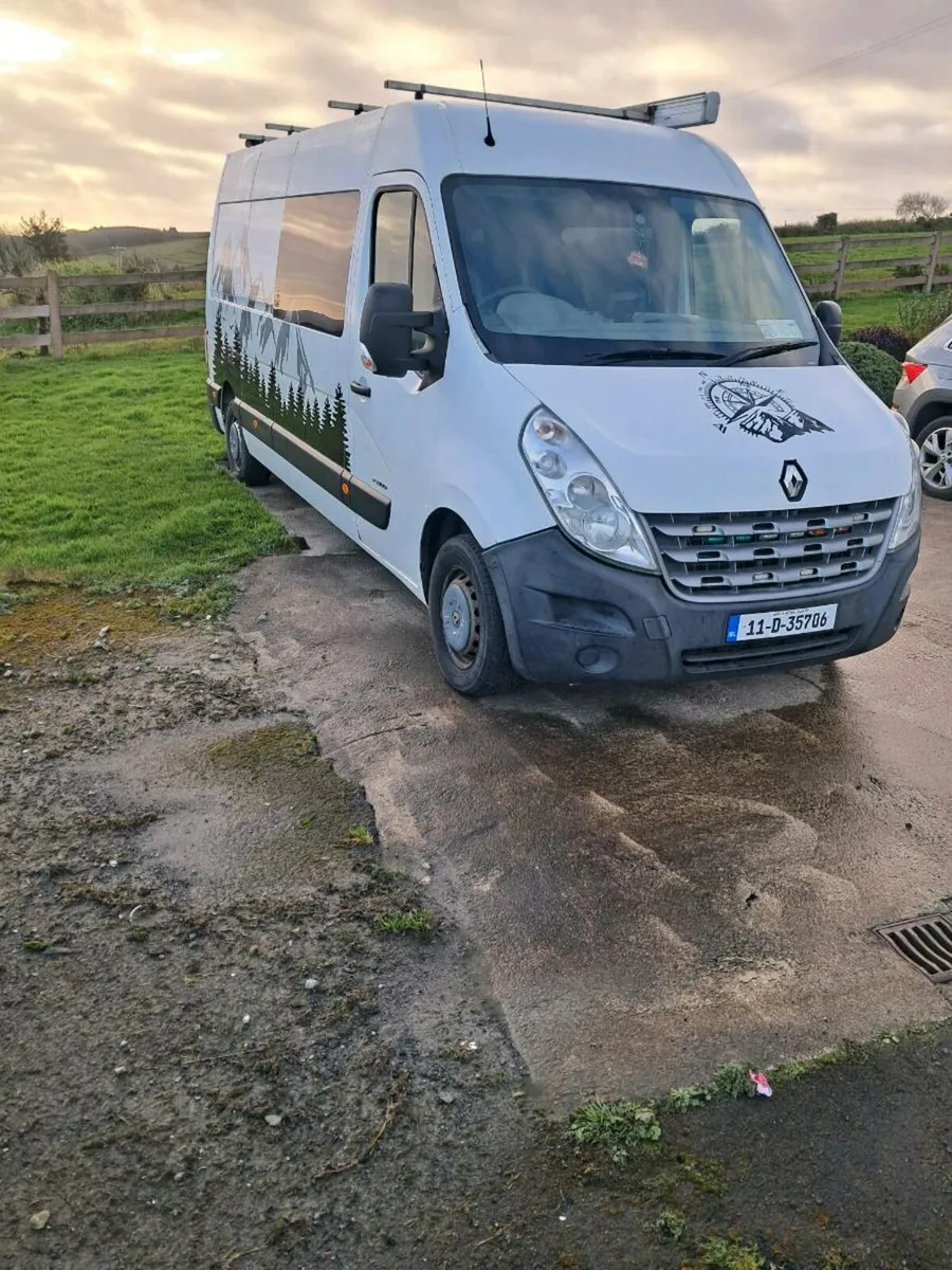 Renault master 7 seater crew cab/race van - Image 2