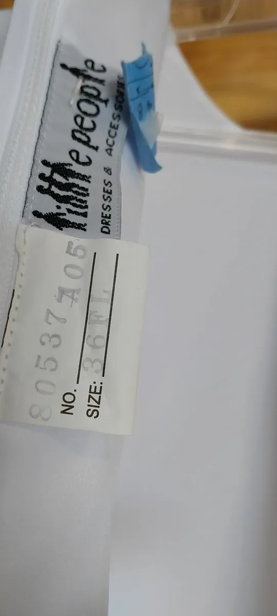 Communion dress - Image 4