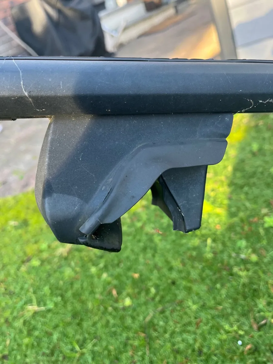 Thule ProRide Bike rack x 2 + Thule Wingbars - Image 3