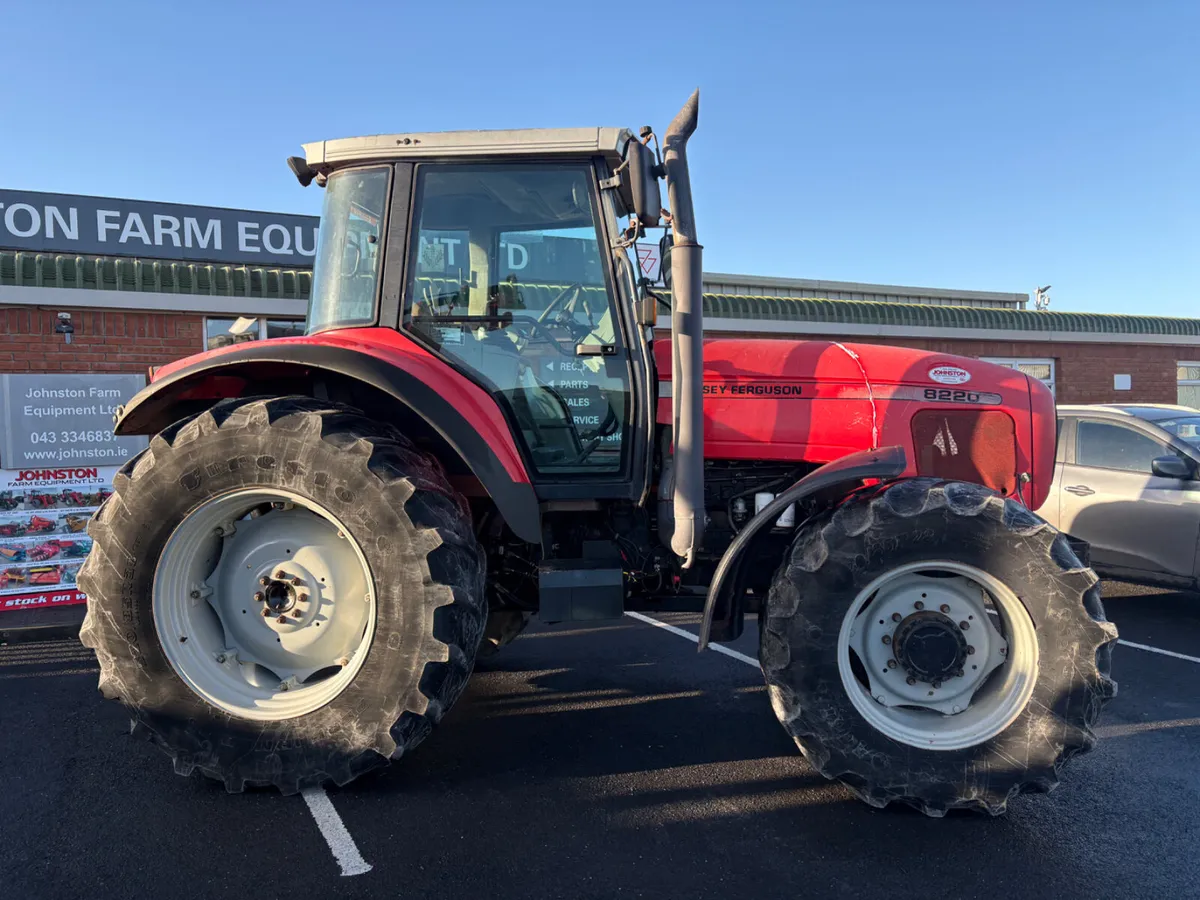 Massey Ferguson 8220 - Image 2