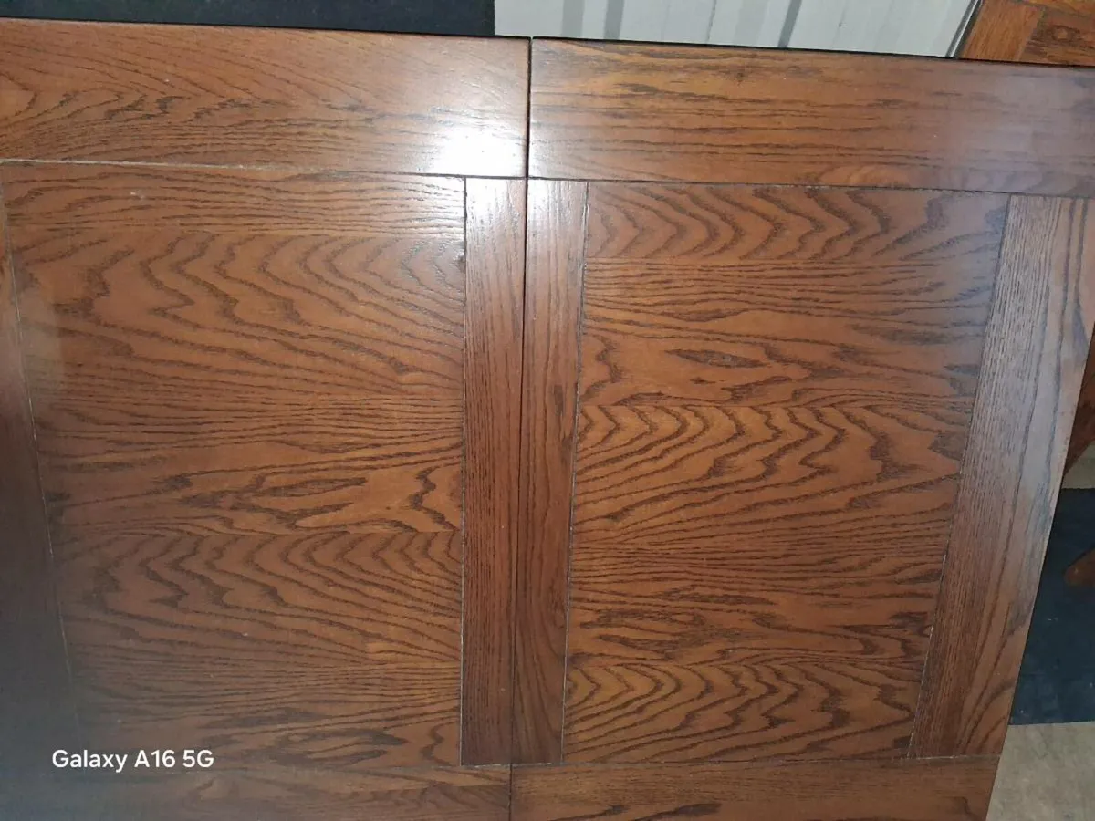 Dining room table and chairs - Image 3