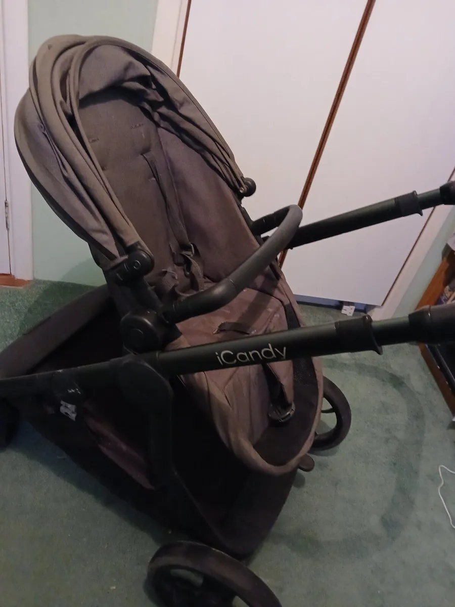 I candy travel system - Image 1