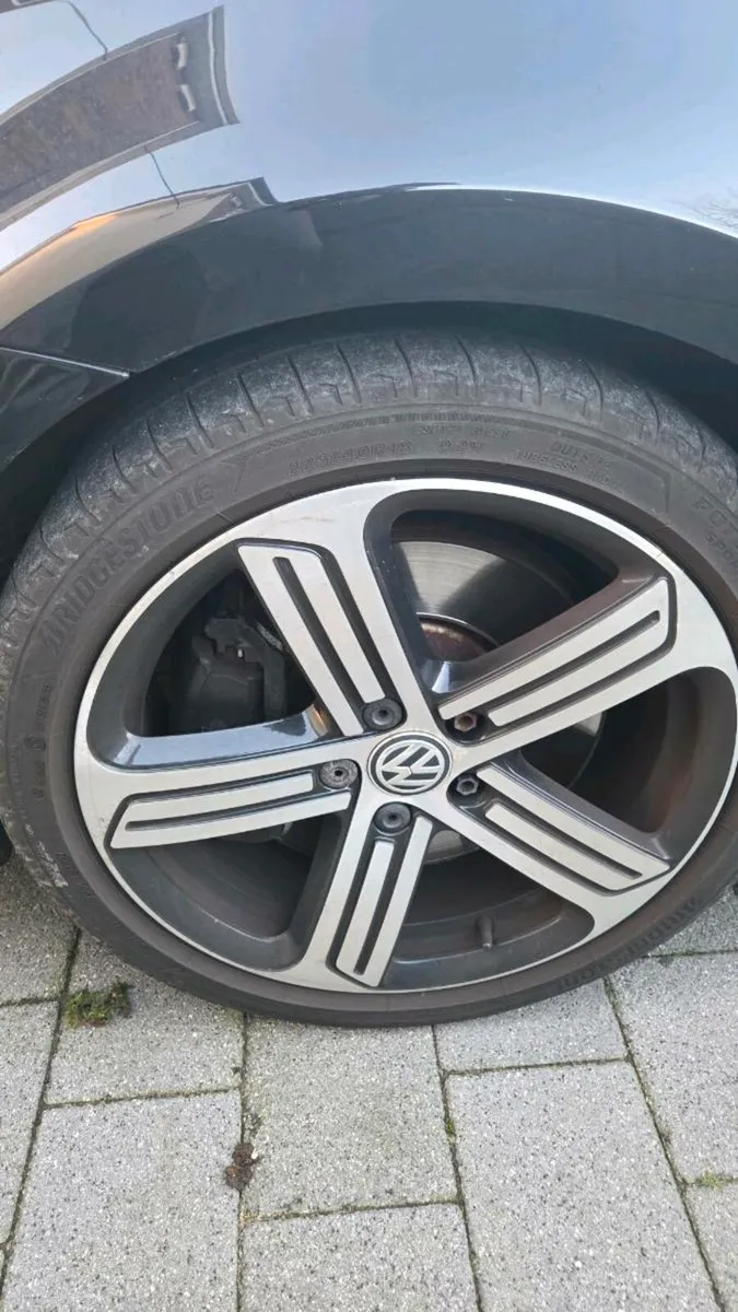 Genuine 18" Cadiz alloys - Image 3