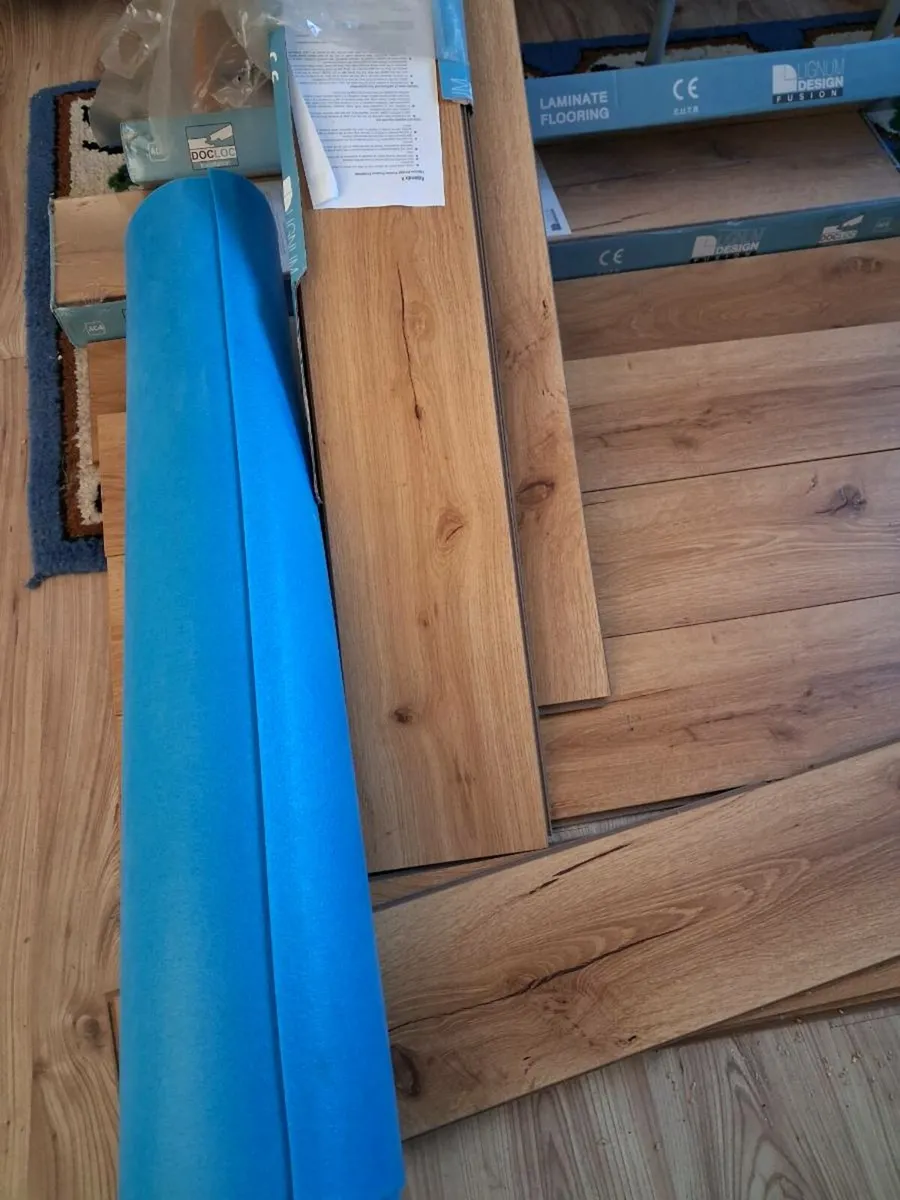 Laminate flooring 12.3mm Oak robust natural - Image 3