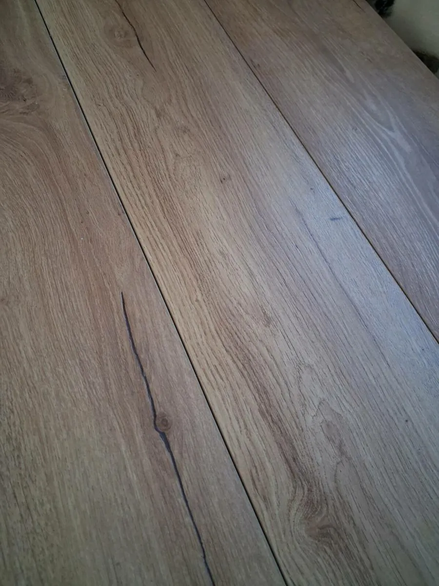 Laminate flooring 12.3mm Oak robust natural - Image 4