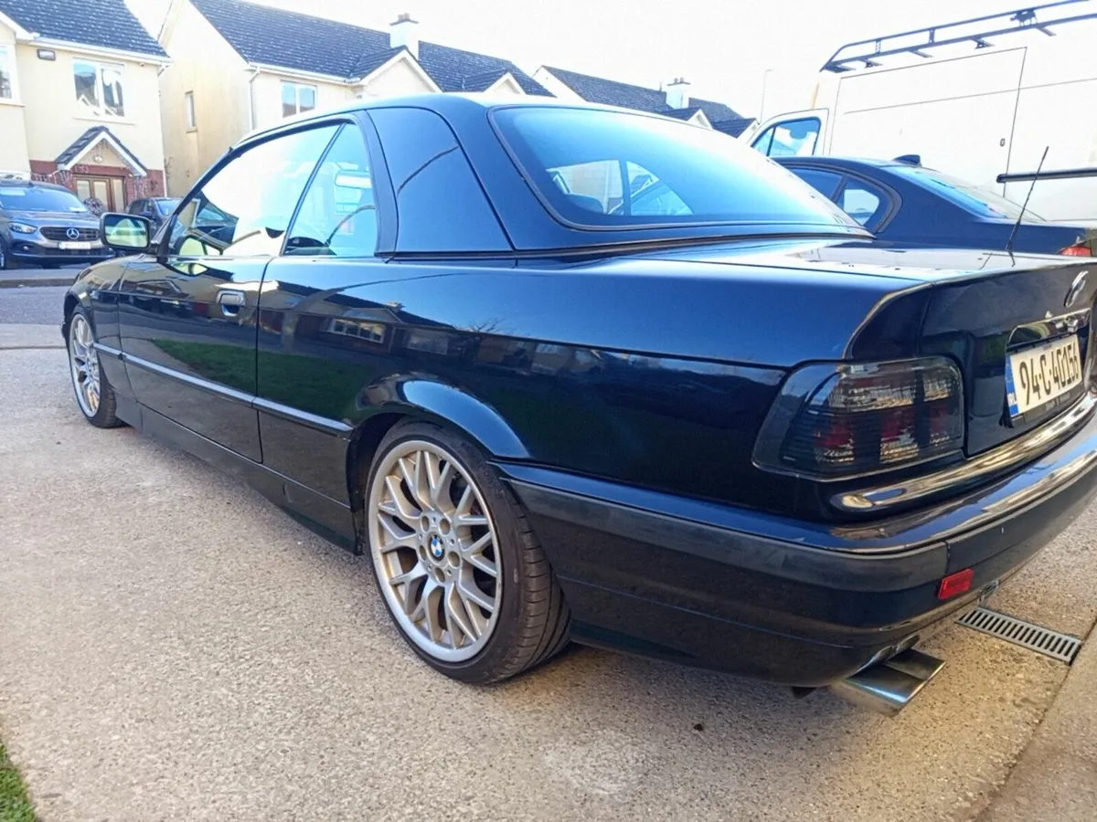 BMW 3 E36 2.0L LHD - Image 4