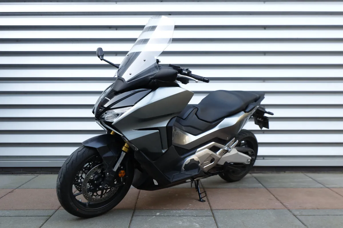 HONDA Forza 750 *Ex Demo* - Image 2
