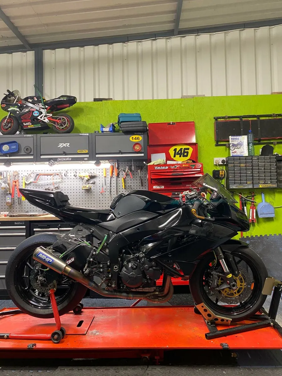 Zx6r  Race /track bike - Image 1