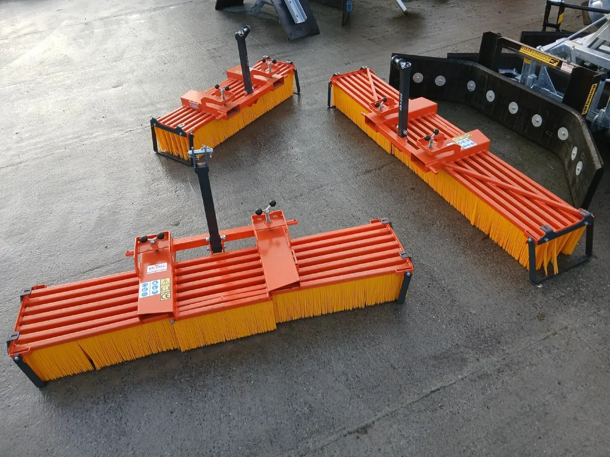 NEW STEKRO BRUSH /BROOM - Image 2