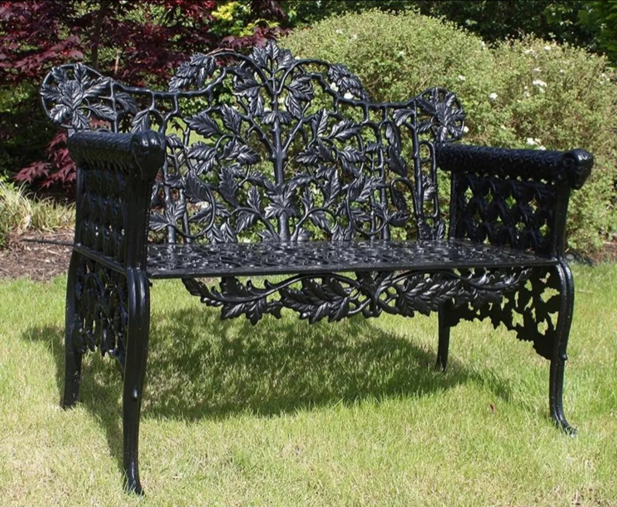 Cast iron garden benchs - Image 1