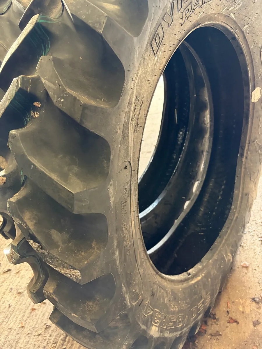 320 85 34 Tyres & 8-18 tyres and rims - Image 1