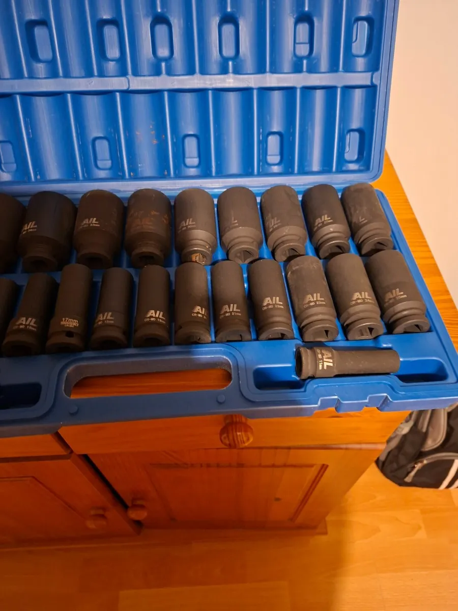 Socket Set/ Digi Level - Image 4