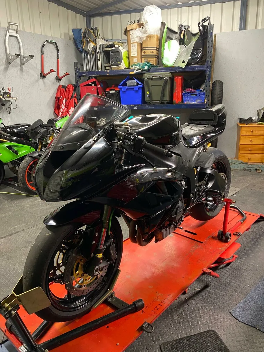 Zx6r  Race /track bike - Image 4