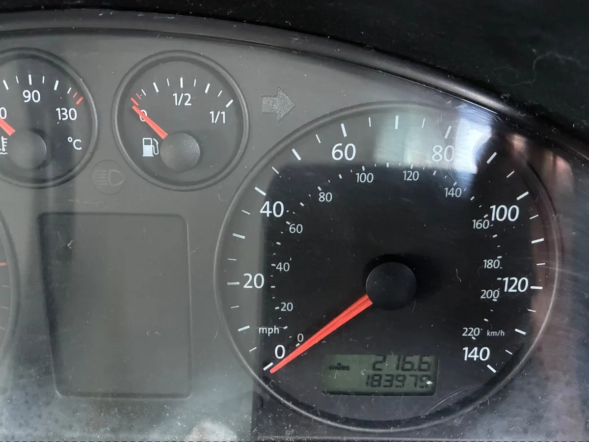 Volkswagen Transporter 2007 - Image 1