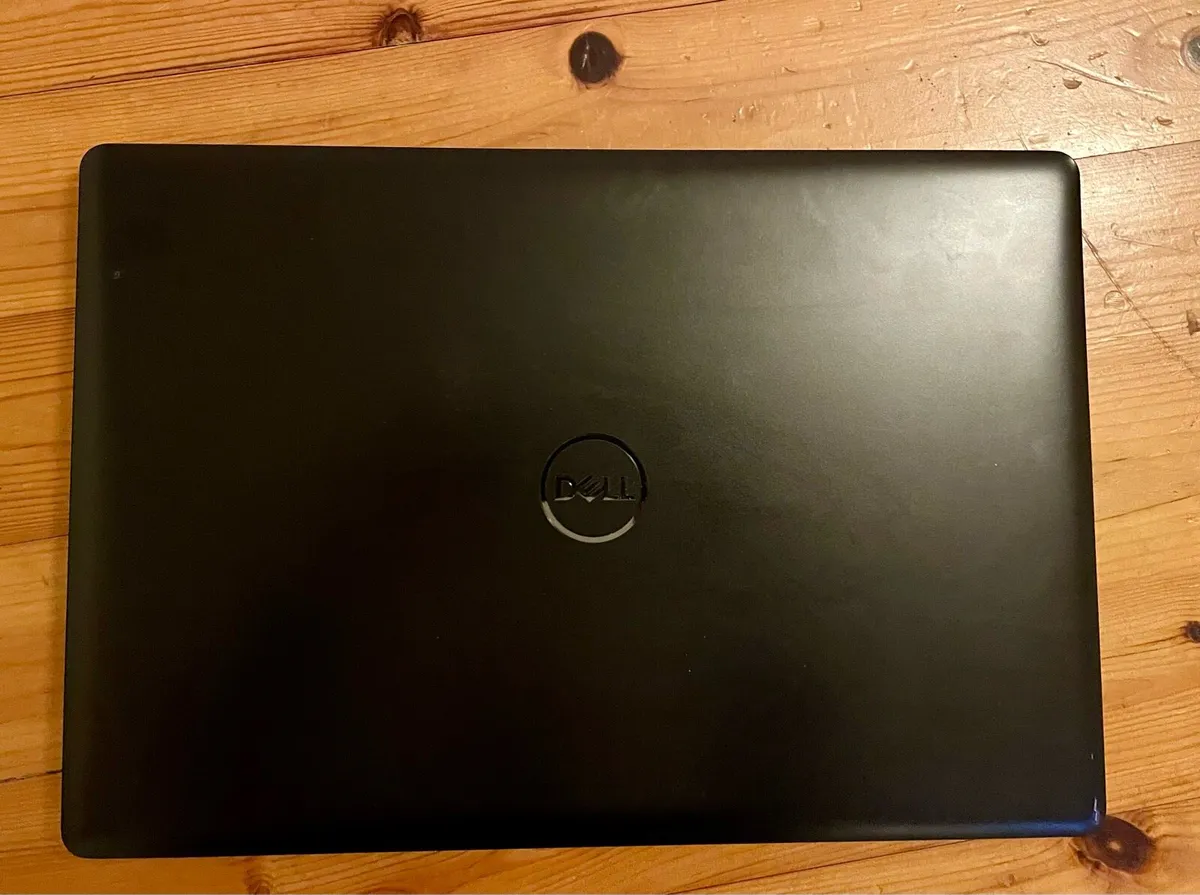 Dell Inspiron 15 (5000 Series) Laptop - Image 3