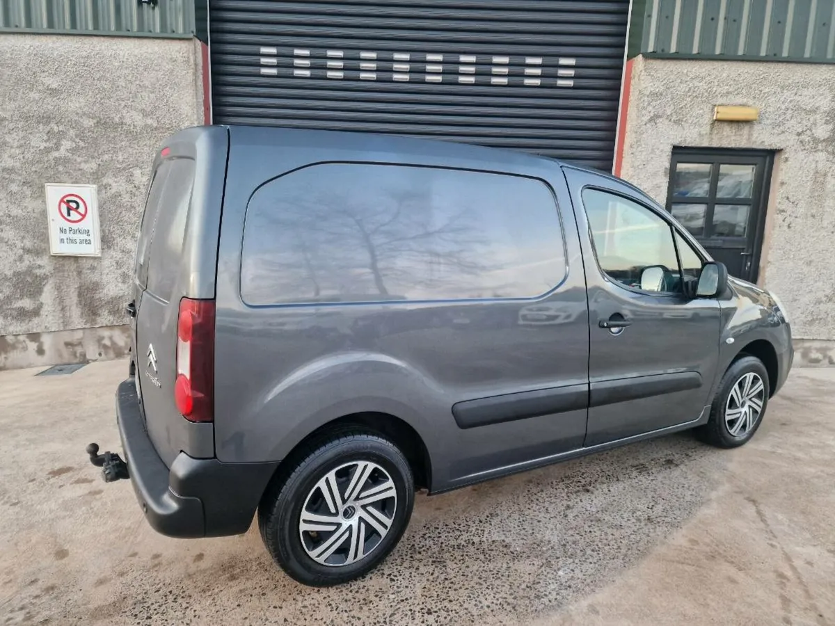 Citroen berlingo CREW CAB - Image 4