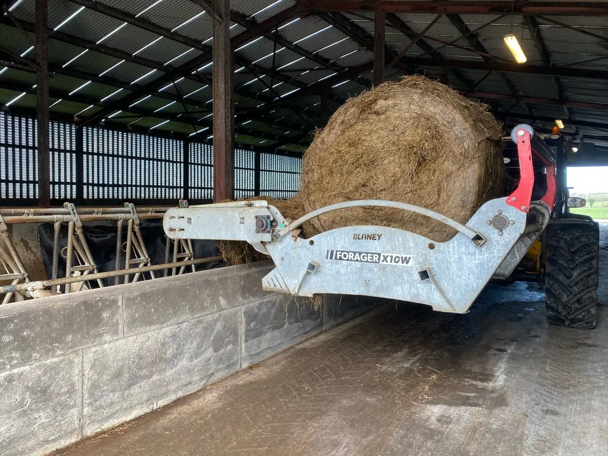 Blaney Forager X10W galvanised bale unwinder - Image 2