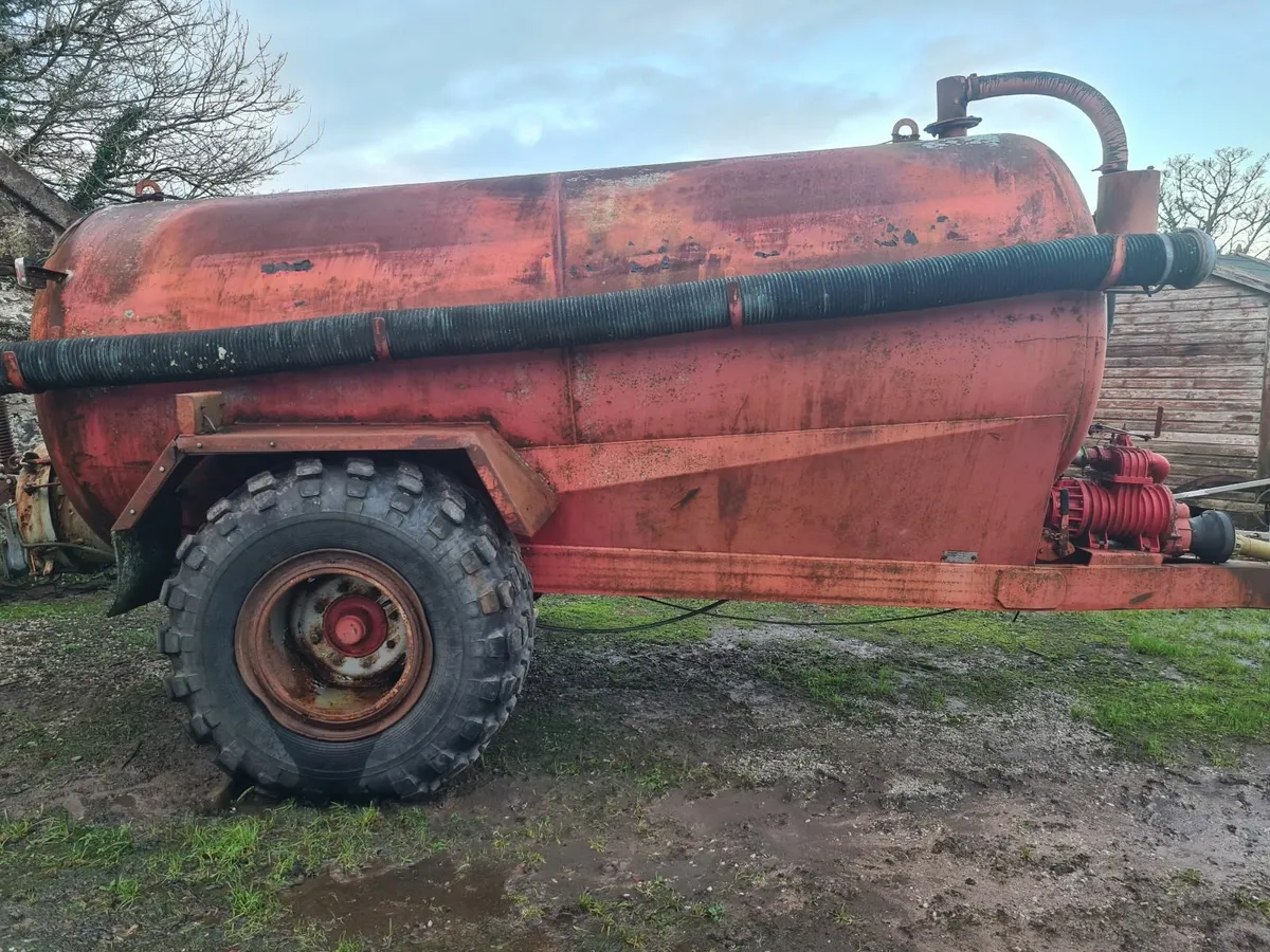 Slurry Tank - Image 1