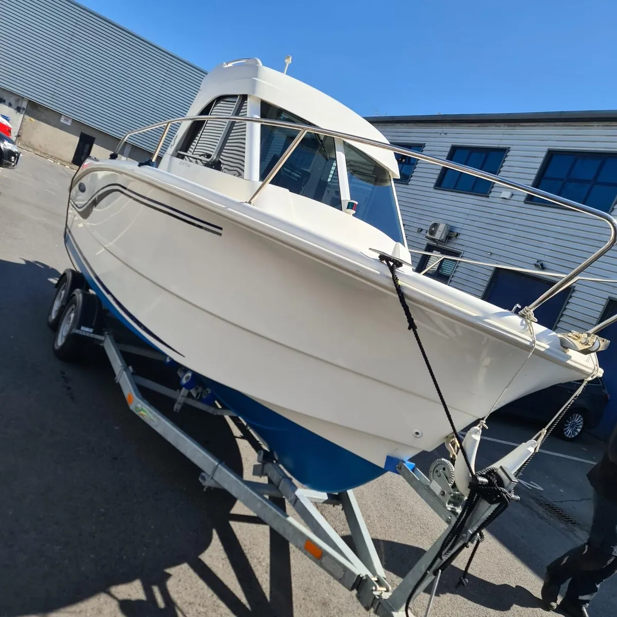 2006 Beneteau Antares 620 - Image 3