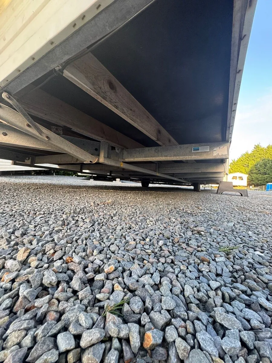 Willerby Salisbury 35x12 - Image 2