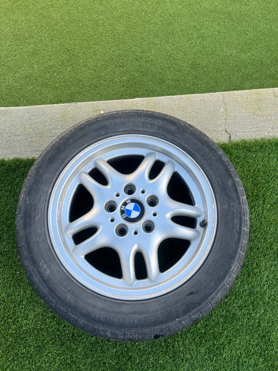 Original BMW E36 alloy wheels - Image 2
