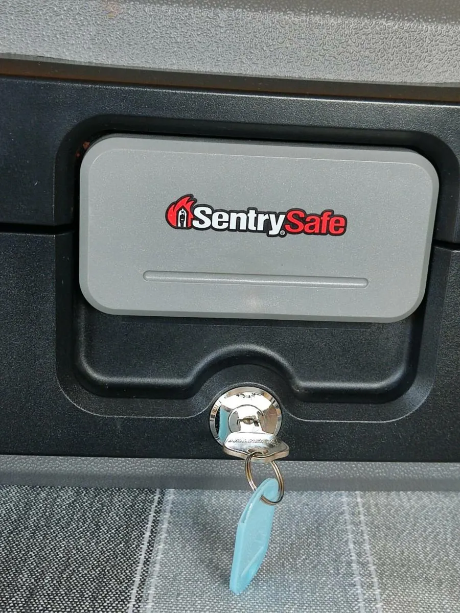 Fire safety box Sentry - Image 2