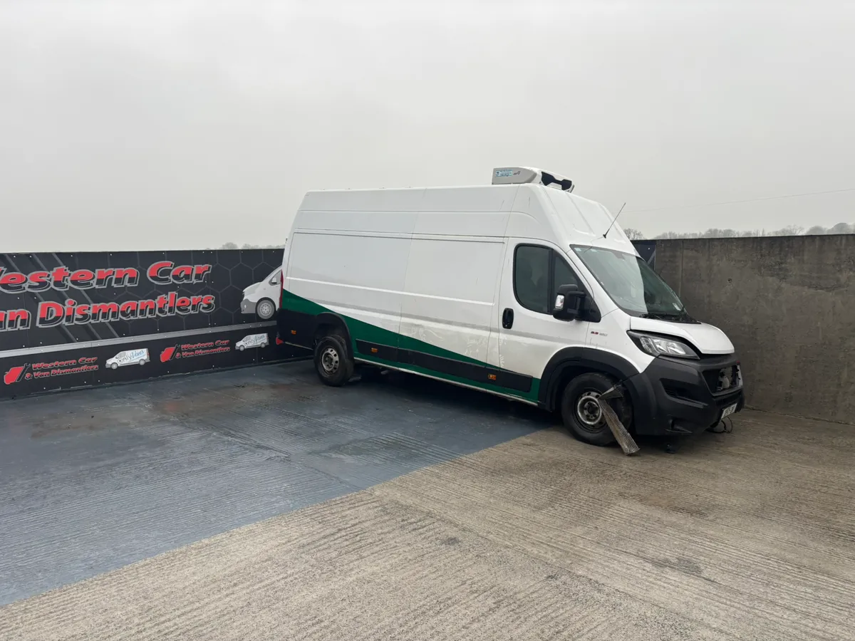 21 fiat Ducato 2.3 diesal for dismantling