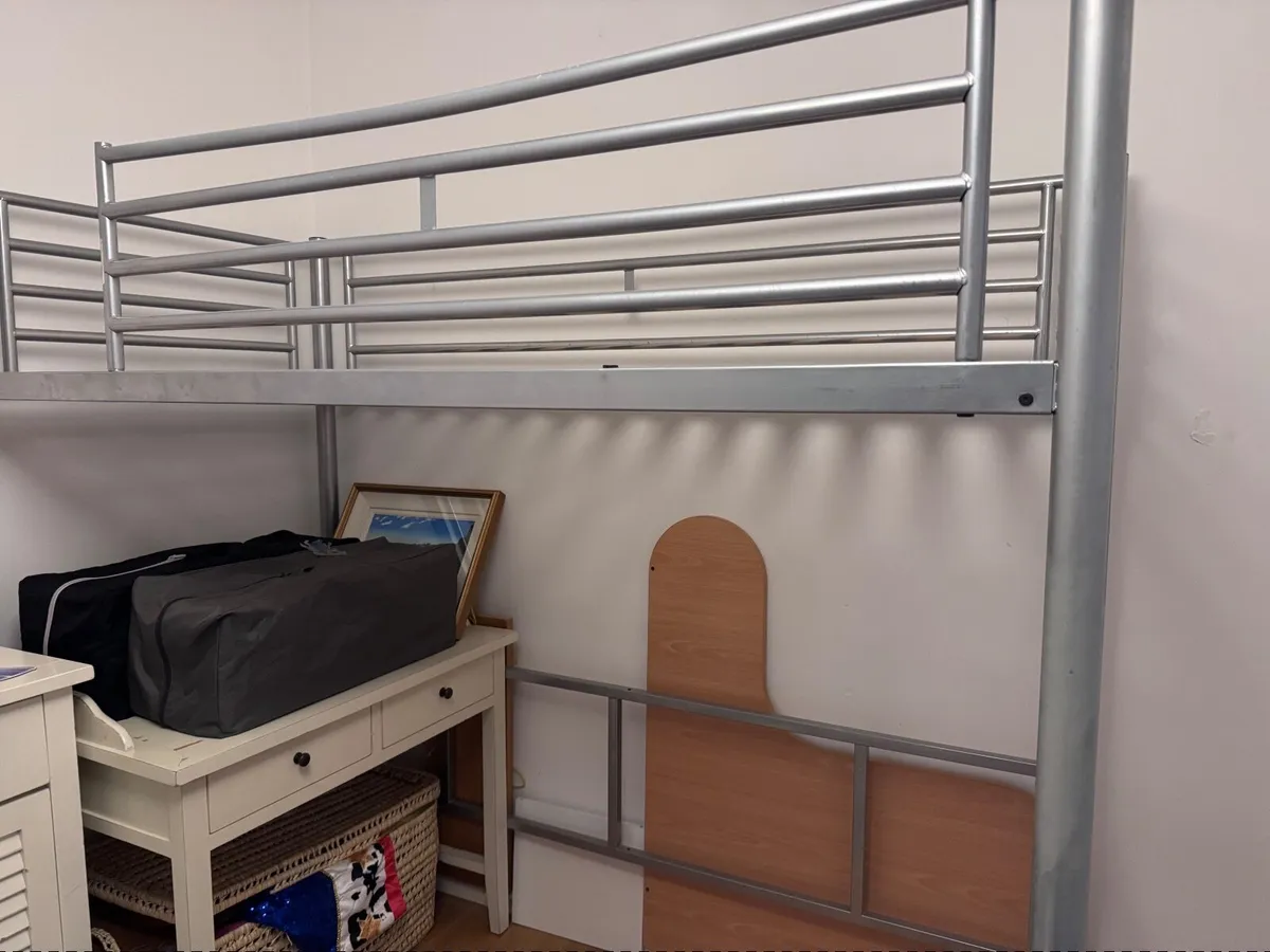 Loft bed