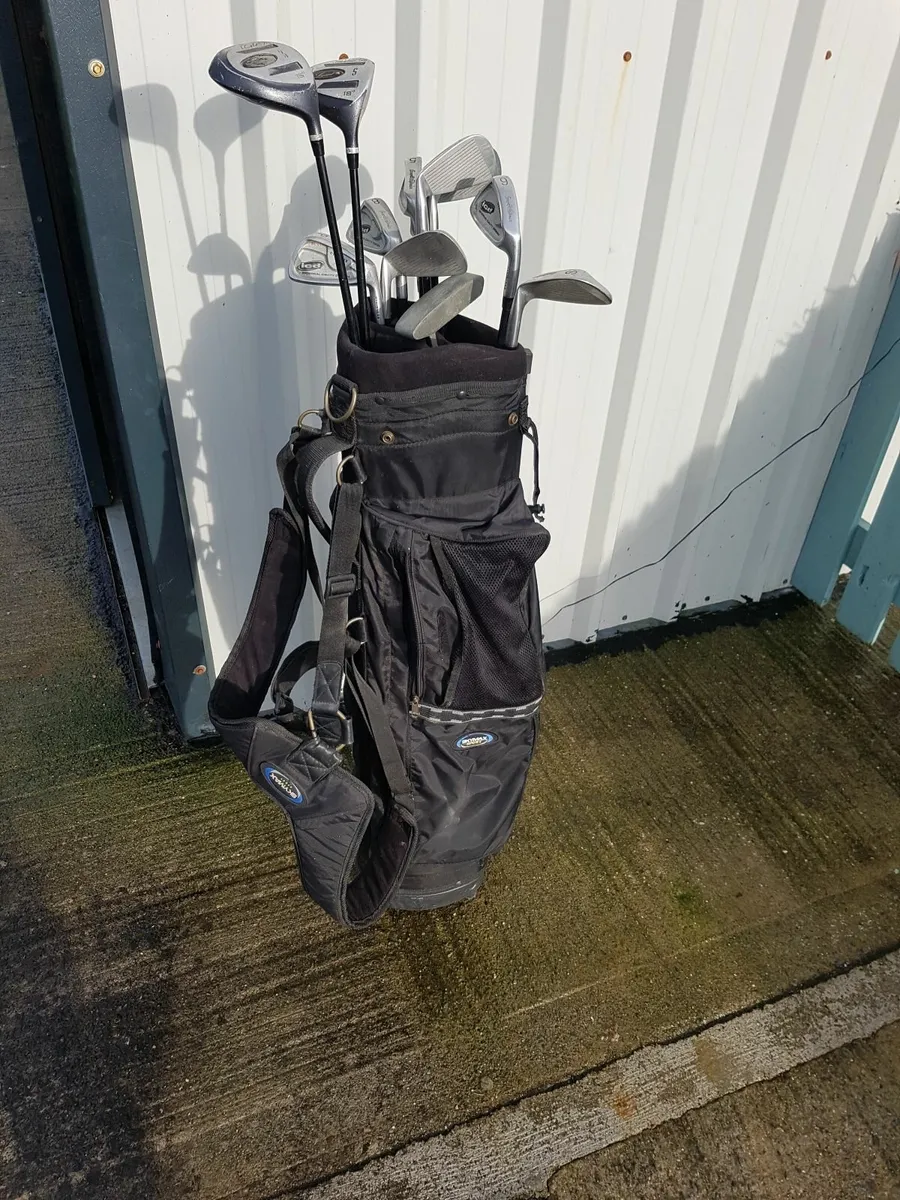 Arnold Palmer set with bag - Image 1