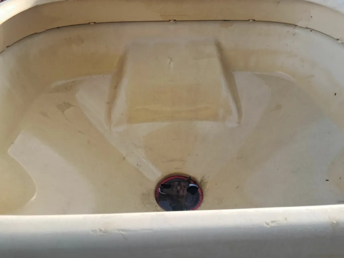 Vicon fertiliser spreader - Image 3