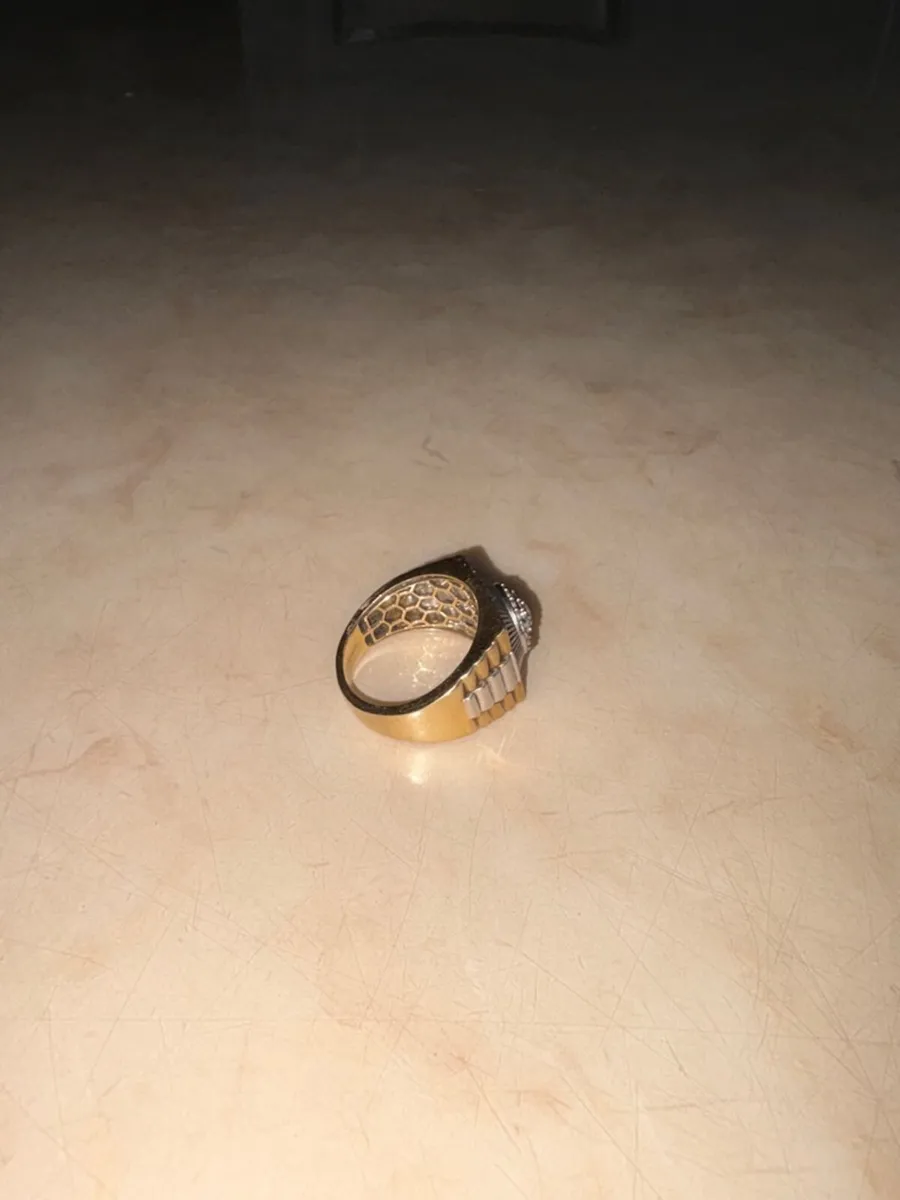 9ct gold men’s Rolex ring Size and weight below - Image 4