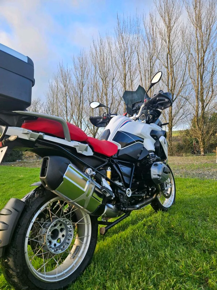 BMW R1200 GS ICONIC EDITION - Image 3