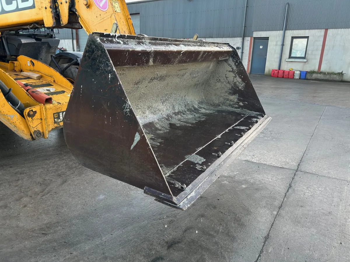 Strickland Bucket to Fit JCB - Image 4
