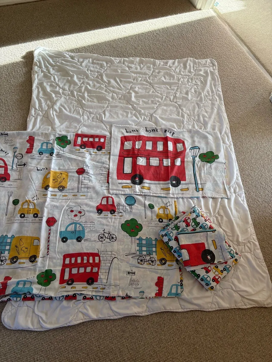 Toddler bed duvet and duvet cover set - Image 3