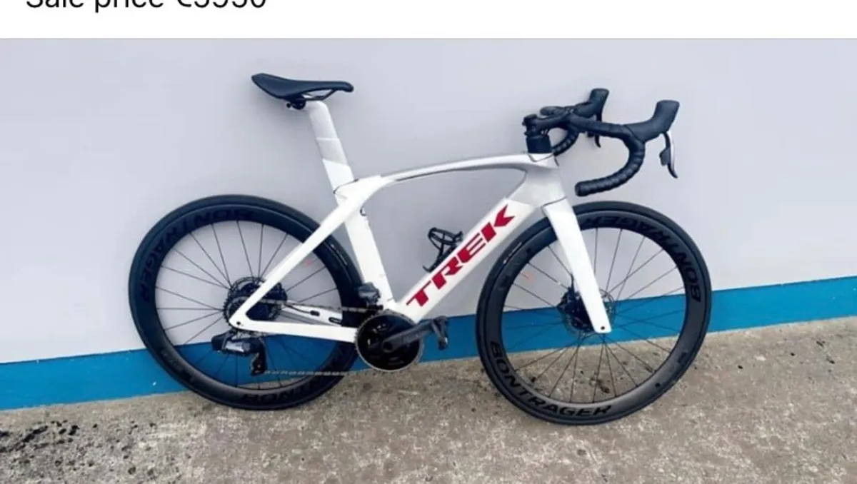 Trek Madone Sl7 - Image 1