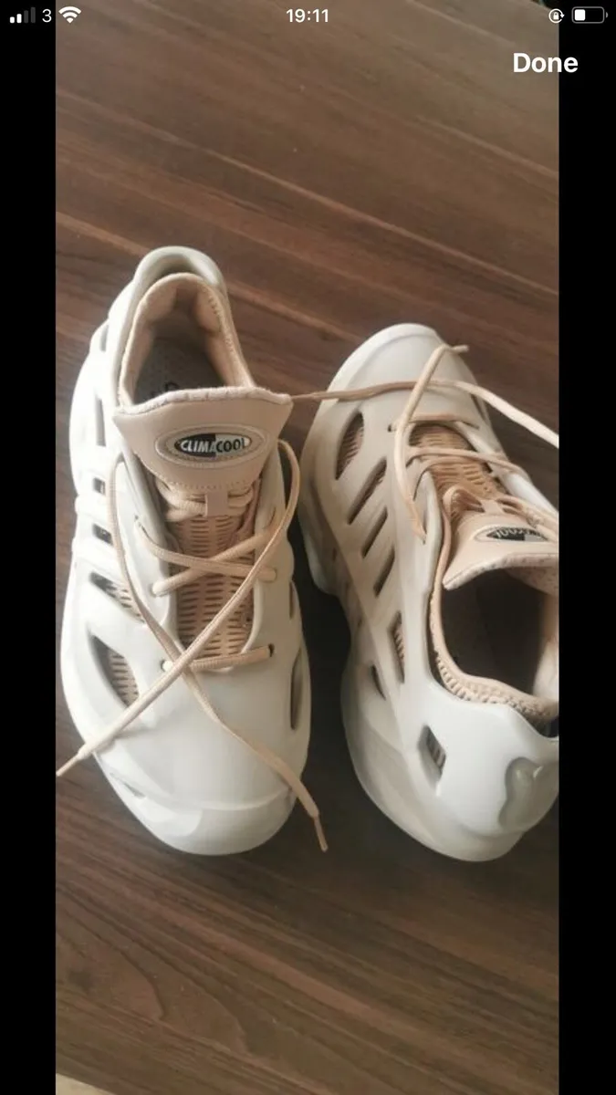 Adidas runners - Image 2