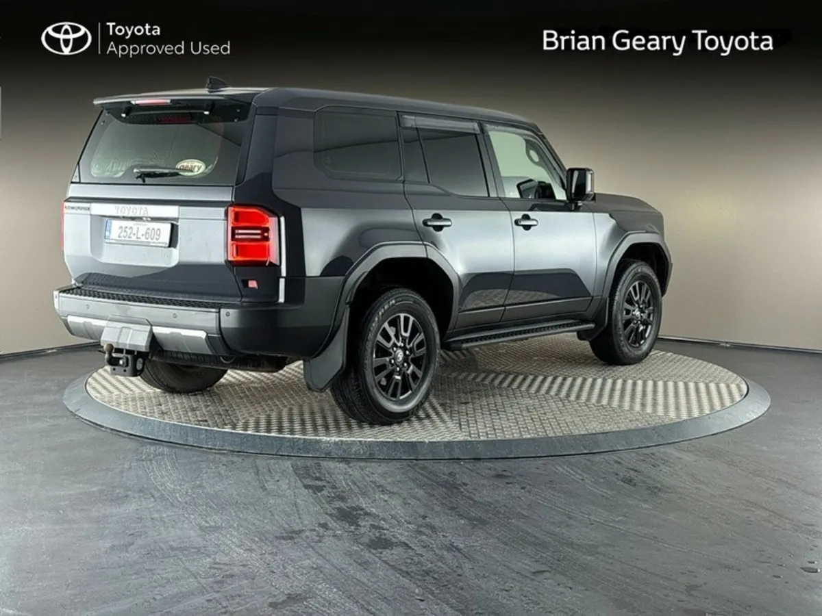 Toyota Land Cruiser Land Cruiser (N1) - Image 2