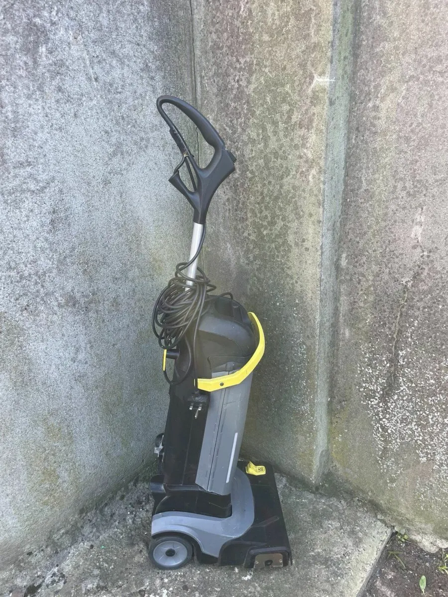 Scrubber Dryer Karcher BR 30/4 C - Image 2